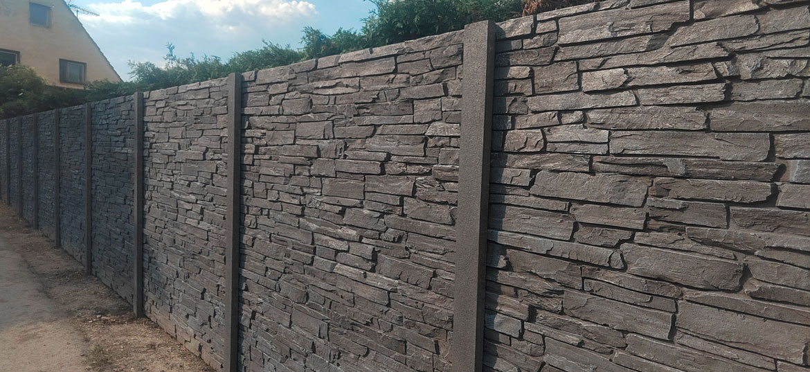 Betonový plot R1,R1,R1,R1, SP200 GRAFIT Betonový plot R1,R1,R1,R1, SP200 GRAFIT